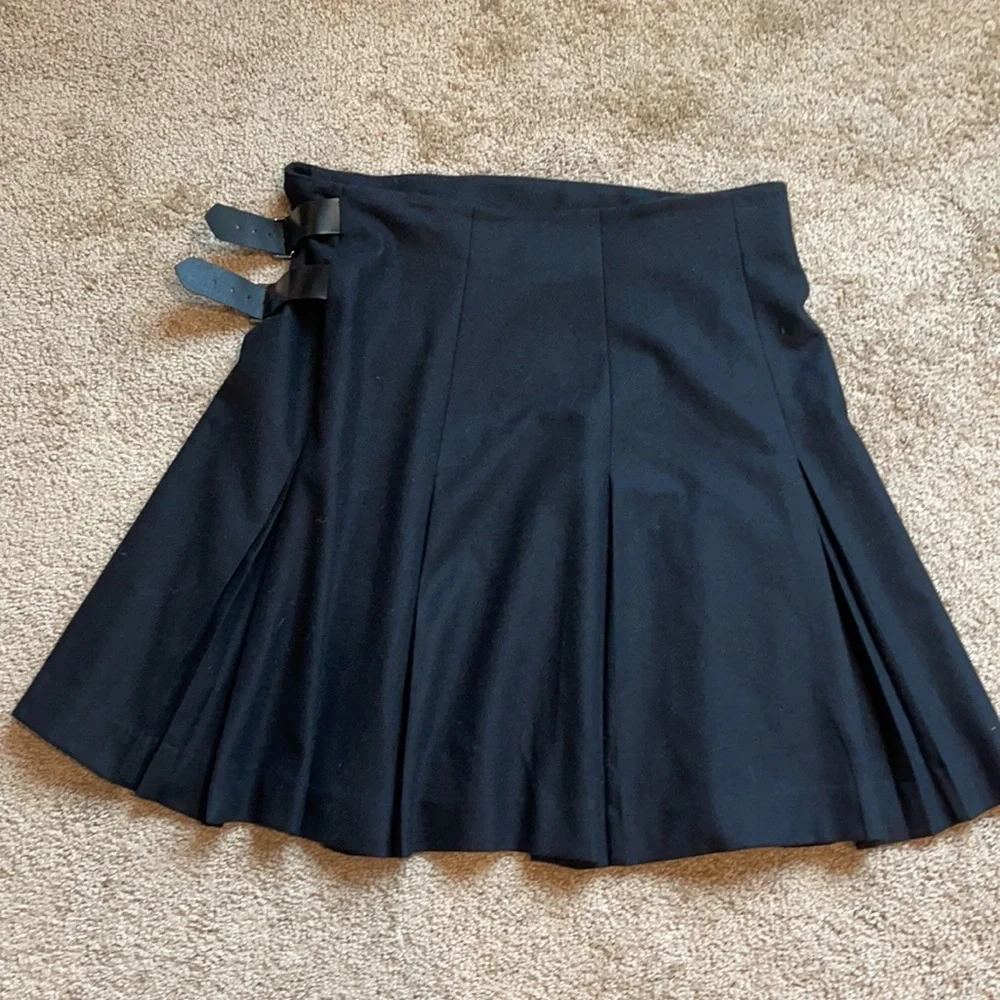 Burberry Black Pleated Skirt - Picture 5 of 7